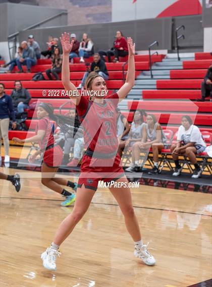 Thumbnail 1 in Warrensburg vs. Kauffman (Van Horn Invitational) photogallery.