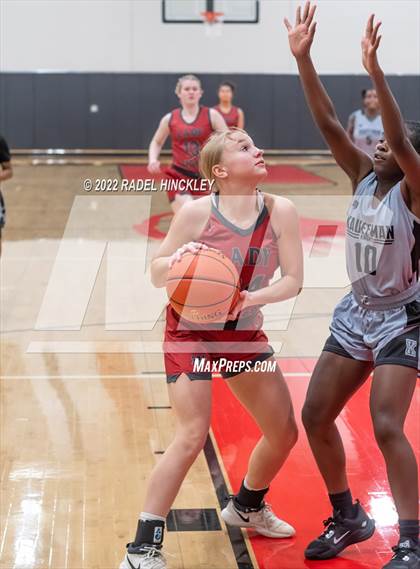 Thumbnail 2 in Warrensburg vs. Kauffman (Van Horn Invitational) photogallery.