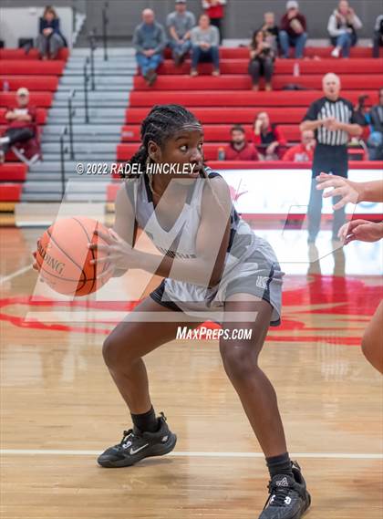 Thumbnail 2 in Warrensburg vs. Kauffman (Van Horn Invitational) photogallery.