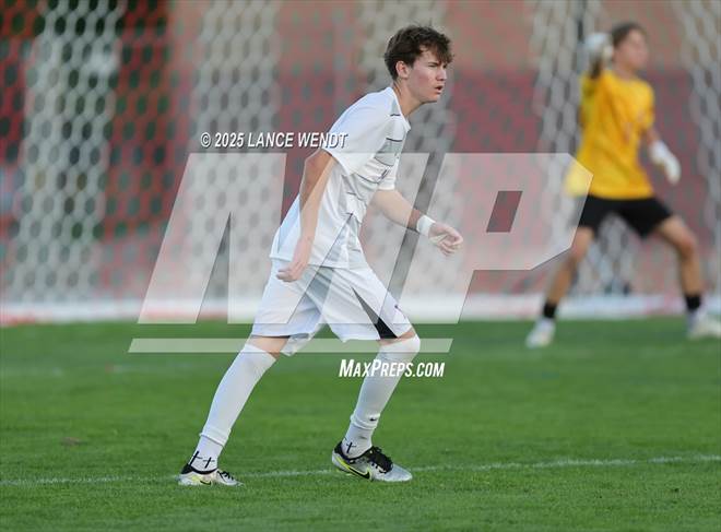 null - Photo 21
