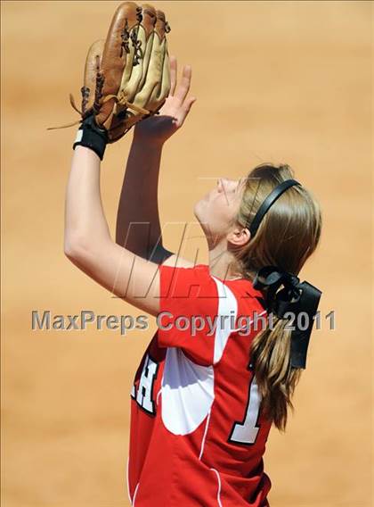 Thumbnail 1 in Gibbs vs. Pisgah (Bob Jones Tournament) photogallery.