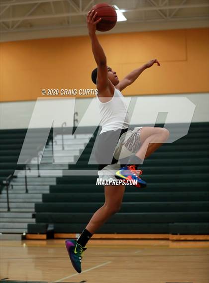 Thumbnail 1 in Independence vs. Richmond (NCHSAA 4A 2nd Round Playoff) photogallery.
