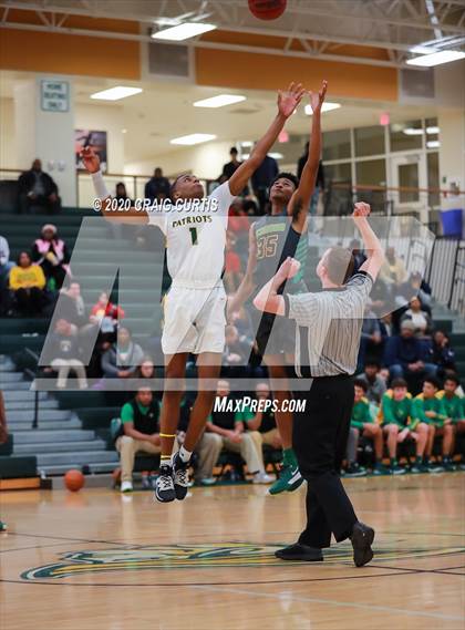 Thumbnail 1 in Independence vs. Richmond (NCHSAA 4A 2nd Round Playoff) photogallery.