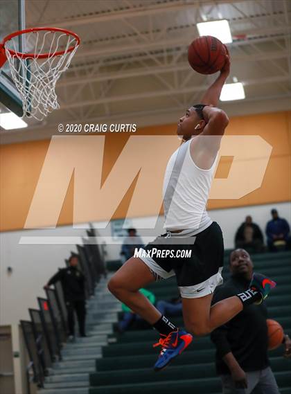 Thumbnail 2 in Independence vs. Richmond (NCHSAA 4A 2nd Round Playoff) photogallery.