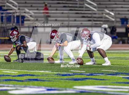 Thumbnail 2 in Horn Lake @ Oxford (MHSAA 7A Round 2) photogallery.