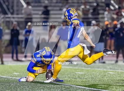 Thumbnail 2 in Horn Lake @ Oxford (MHSAA 7A Round 2) photogallery.