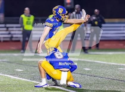 Thumbnail 2 in Horn Lake @ Oxford (MHSAA 7A Round 2) photogallery.