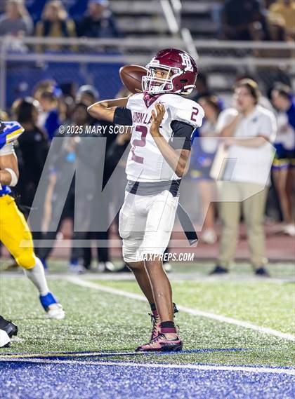 Thumbnail 3 in Horn Lake @ Oxford (MHSAA 7A Round 2) photogallery.