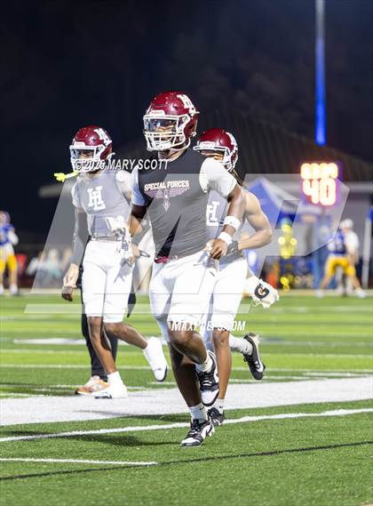 Thumbnail 3 in Horn Lake @ Oxford (MHSAA 7A Round 2) photogallery.