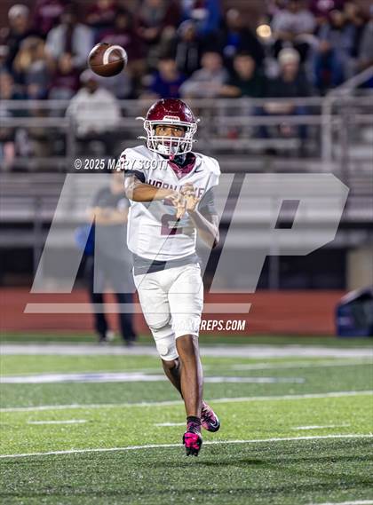 Thumbnail 2 in Horn Lake @ Oxford (MHSAA 7A Round 2) photogallery.