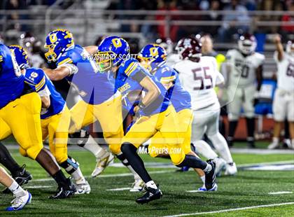 Thumbnail 2 in Horn Lake @ Oxford (MHSAA 7A Round 2) photogallery.