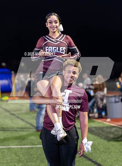 Thumbnail 3 in Horn Lake @ Oxford (MHSAA 7A Round 2) photogallery.