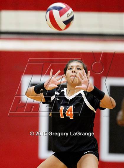 Thumbnail 3 in Haltom @ Trinity photogallery.