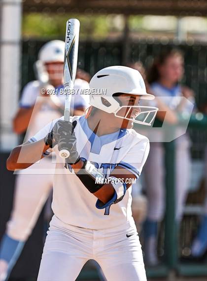 Thumbnail 2 in Madera @ Clovis North photogallery.