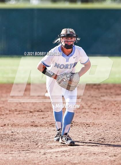 Thumbnail 1 in Madera @ Clovis North photogallery.