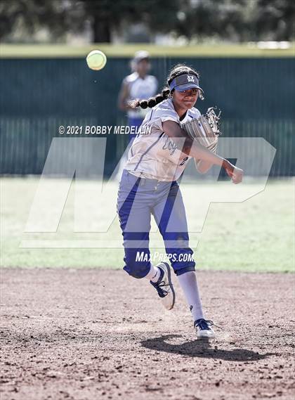 Thumbnail 2 in Madera @ Clovis North photogallery.