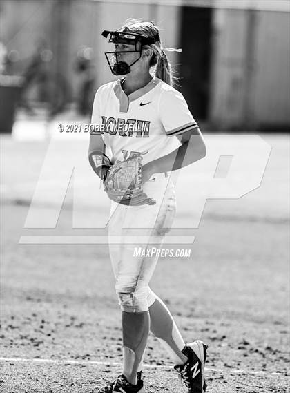 Thumbnail 3 in Madera @ Clovis North photogallery.
