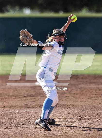 Thumbnail 2 in Madera @ Clovis North photogallery.