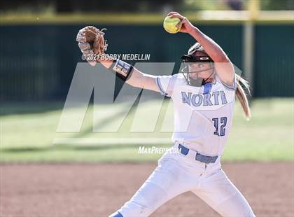 Thumbnail 1 in Madera @ Clovis North photogallery.