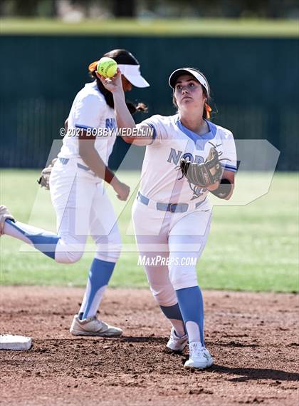 Thumbnail 1 in Madera @ Clovis North photogallery.
