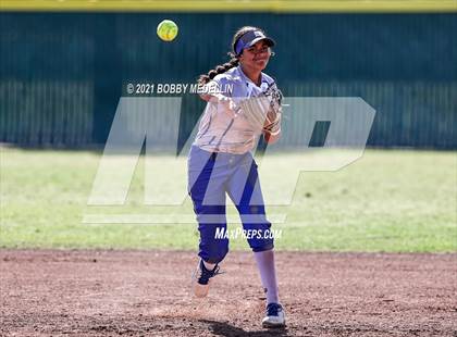 Thumbnail 1 in Madera @ Clovis North photogallery.