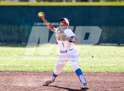 Thumbnail 2 in Madera @ Clovis North photogallery.
