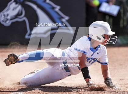 Thumbnail 1 in Madera @ Clovis North photogallery.