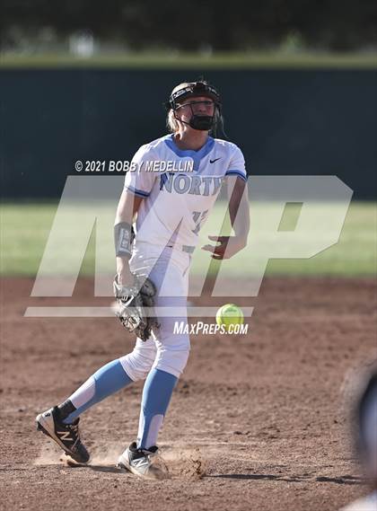 Thumbnail 3 in Madera @ Clovis North photogallery.