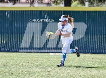 Thumbnail 3 in Madera @ Clovis North photogallery.