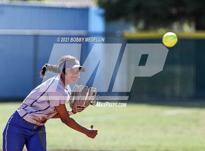 Thumbnail 2 in Madera @ Clovis North photogallery.