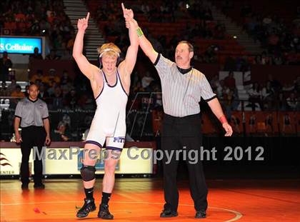 Thumbnail 2 in KSHSAA 4A State Wrestling Championships  photogallery.