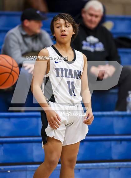 Thumbnail 2 in Frontier vs. Hoover photogallery.