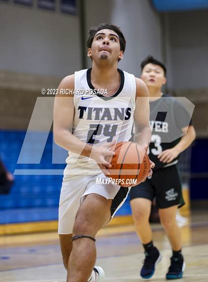 Thumbnail 2 in Frontier vs. Hoover photogallery.