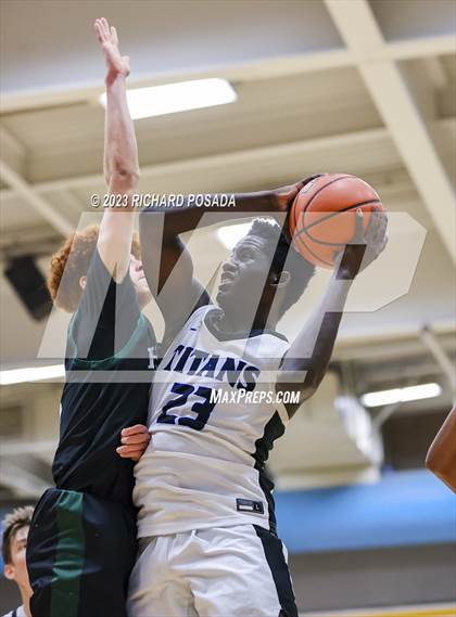 Thumbnail 2 in Frontier vs. Hoover photogallery.