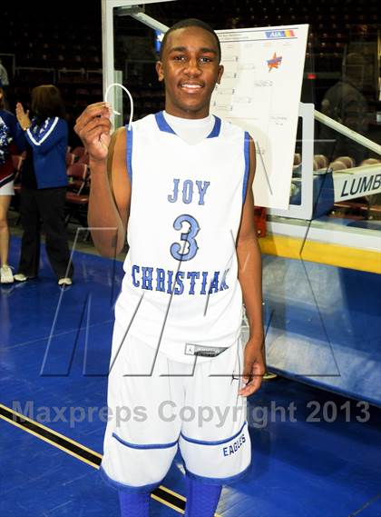 Thumbnail 3 in Joy Christian vs. Arizona Lutheran Academy (AIA D4 Final) photogallery.