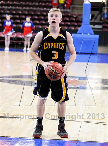 Thumbnail 2 in Joy Christian vs. Arizona Lutheran Academy (AIA D4 Final) photogallery.