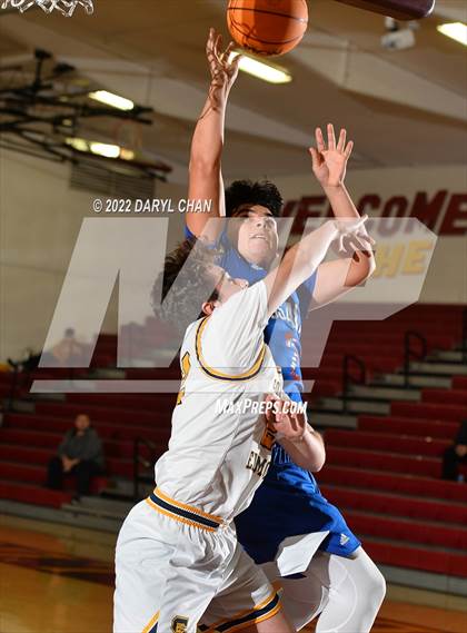 Thumbnail 3 in South El Monte vs Los Altos (West Covina Tournament) photogallery.