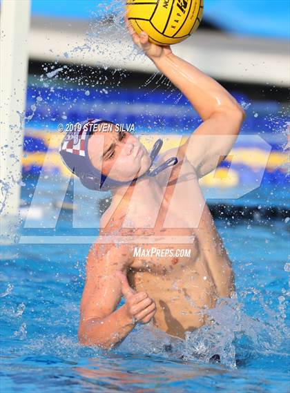 Thumbnail 3 in Carlsbad vs. Steele Canyon (CIF State Qualifier) photogallery.