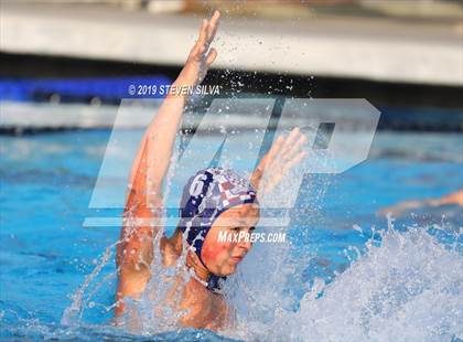 Thumbnail 3 in Carlsbad vs. Steele Canyon (CIF State Qualifier) photogallery.
