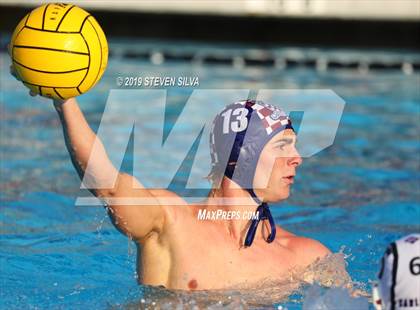 Thumbnail 2 in Carlsbad vs. Steele Canyon (CIF State Qualifier) photogallery.