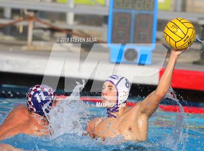 Thumbnail 2 in Carlsbad vs. Steele Canyon (CIF State Qualifier) photogallery.