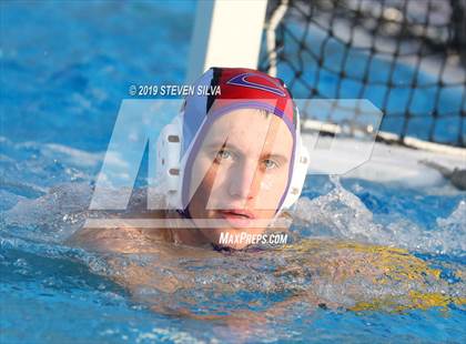 Thumbnail 1 in Carlsbad vs. Steele Canyon (CIF State Qualifier) photogallery.