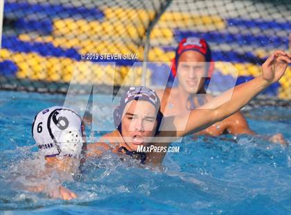 Thumbnail 3 in Carlsbad vs. Steele Canyon (CIF State Qualifier) photogallery.