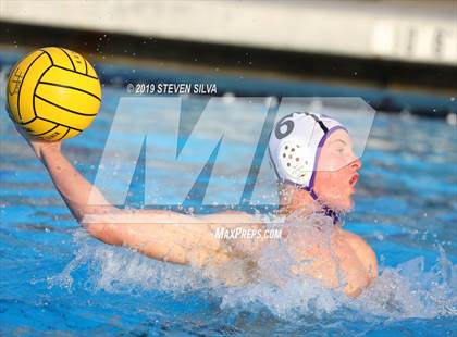 Thumbnail 2 in Carlsbad vs. Steele Canyon (CIF State Qualifier) photogallery.