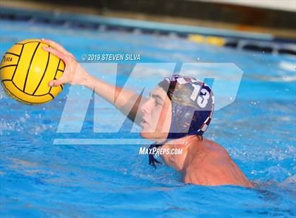 Thumbnail 1 in Carlsbad vs. Steele Canyon (CIF State Qualifier) photogallery.