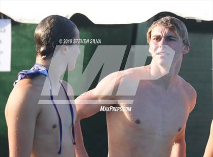 Thumbnail 2 in Carlsbad vs. Steele Canyon (CIF State Qualifier) photogallery.