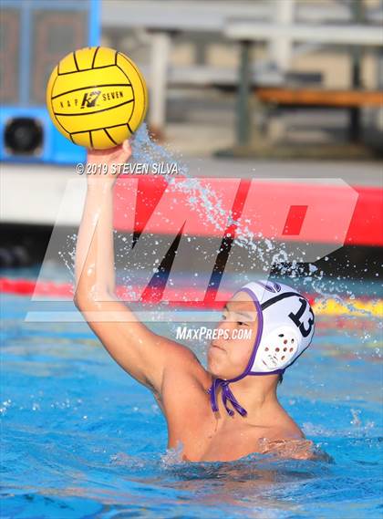 Thumbnail 1 in Carlsbad vs. Steele Canyon (CIF State Qualifier) photogallery.