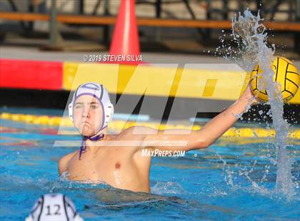Thumbnail 1 in Carlsbad vs. Steele Canyon (CIF State Qualifier) photogallery.