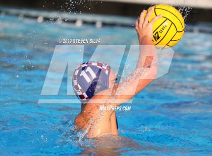 Thumbnail 1 in Carlsbad vs. Steele Canyon (CIF State Qualifier) photogallery.