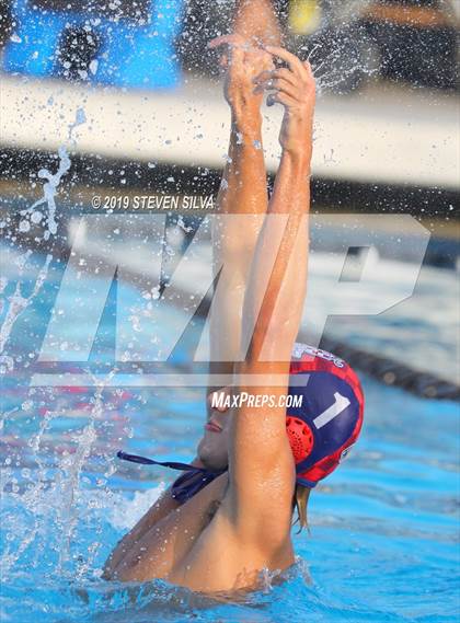 Thumbnail 1 in Carlsbad vs. Steele Canyon (CIF State Qualifier) photogallery.